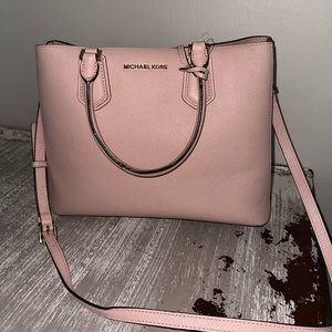 Brand new with tags light pink Michael Kors Purse